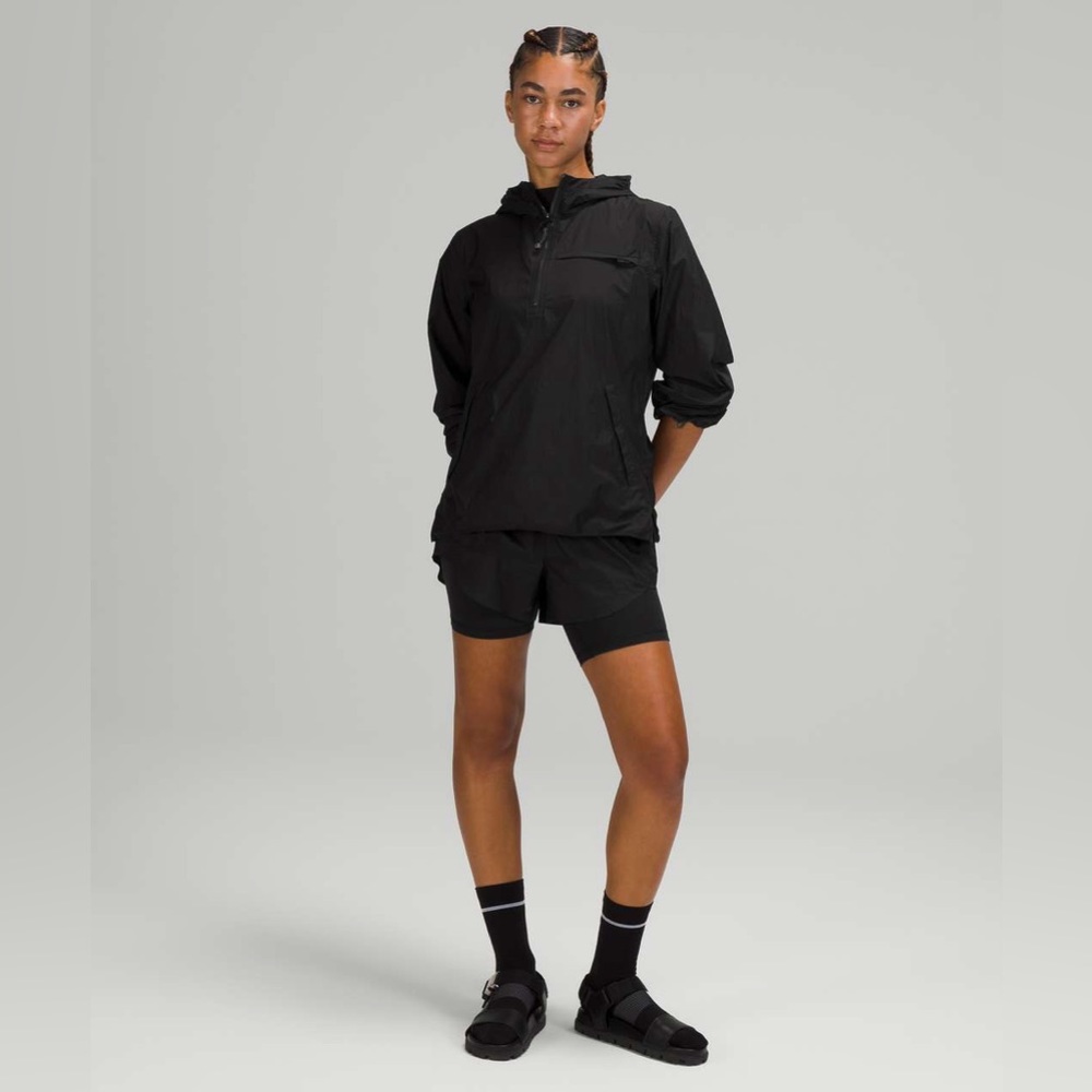 Lululemon Step Out Short size 4/8 Black BLK